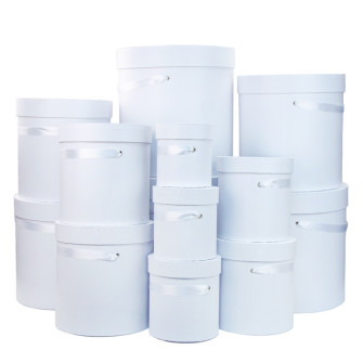 A set of tubes for flowers with 13 pcs white