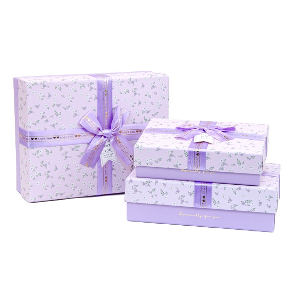 Set of 3 gift boxes Lavender with a bow