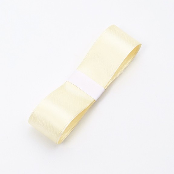 Стрічка атласна 25мм х 45ярд 02 Cream
