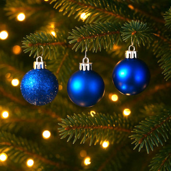 A set of Christmas tree plastic balls 3 cm blue