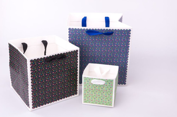 Package cube 22 cm × 22 cm × 22 cm