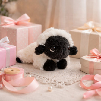 Dolly the Sheep soft toy