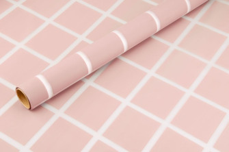 The film "Squares" (powder) is matte in a roll