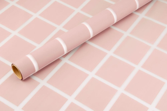 The film "Squares" (powder) is matte in a roll
