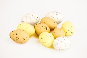 Easter eggs in a pack of 10 pieces natural