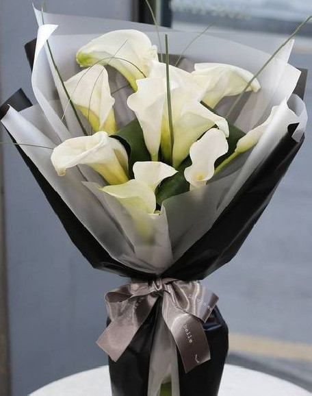 Premium Flower Wrapping Film | Wide Selection of Packaging Materials