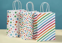 Kraft bags with a picture